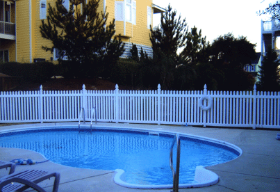 Straight Picket Pool Fence